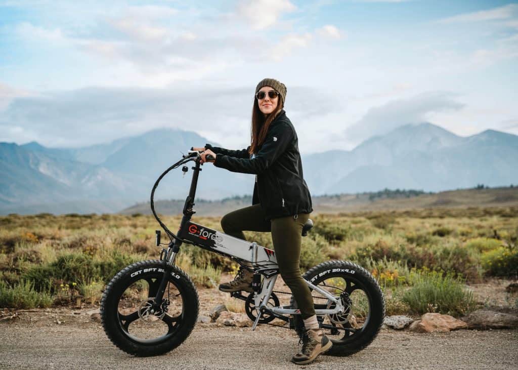 Electric Folding Bike Guide 2 g-force-bike-female-on-folding-ebike